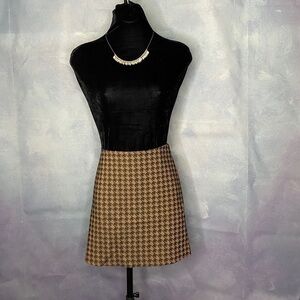 Express Stretch Houndstooth Pattern Mini Skirt